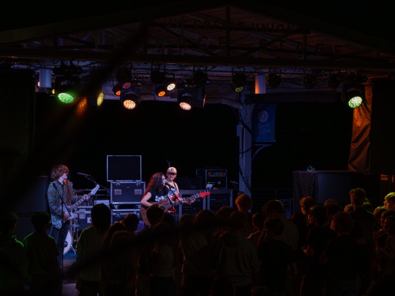 Ur Mom live in Madison